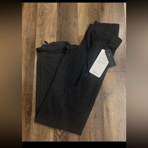 Brand new Lululemon Lulu Pant II